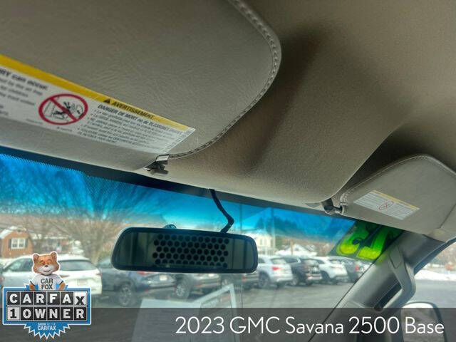 2023 GMC Savana 2500