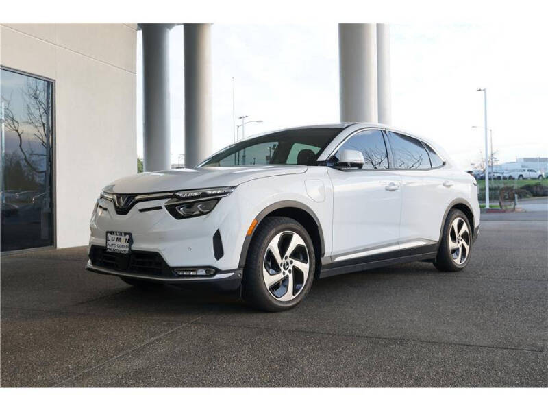 2023 VinFast VF8 Eco City Edition