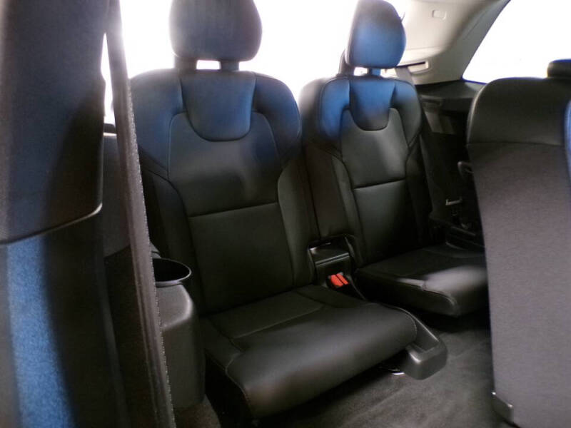 2023 Volvo XC90 B5 Core