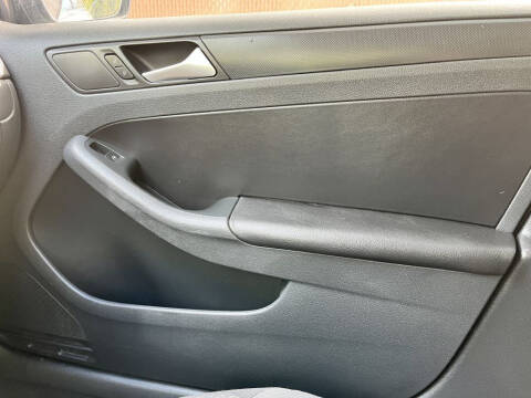 2012 Volkswagen Jetta