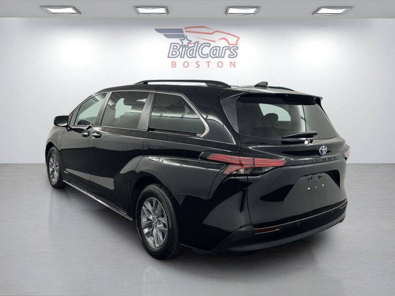 2025 Toyota Sienna