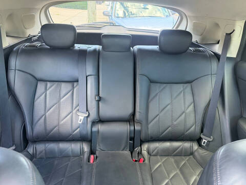 2011 Infiniti FX35