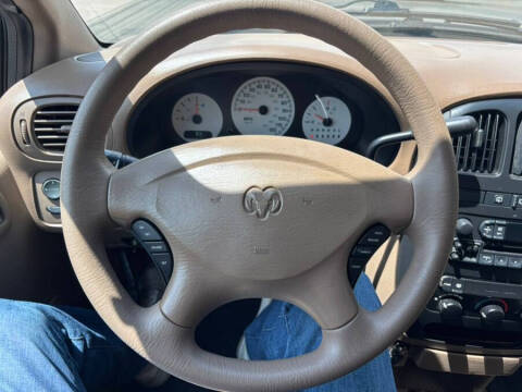 2003 Dodge Caravan SE