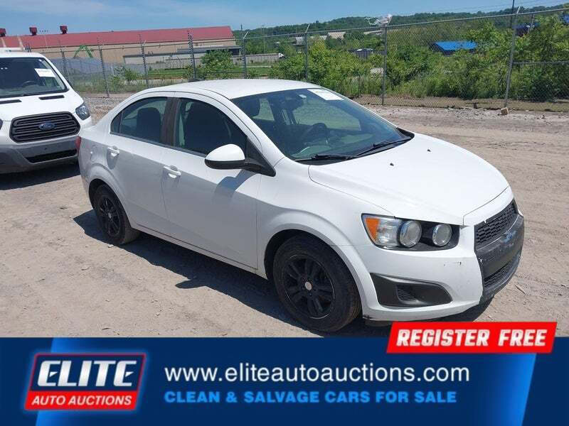 2015 Chevrolet Sonic LT Auto
