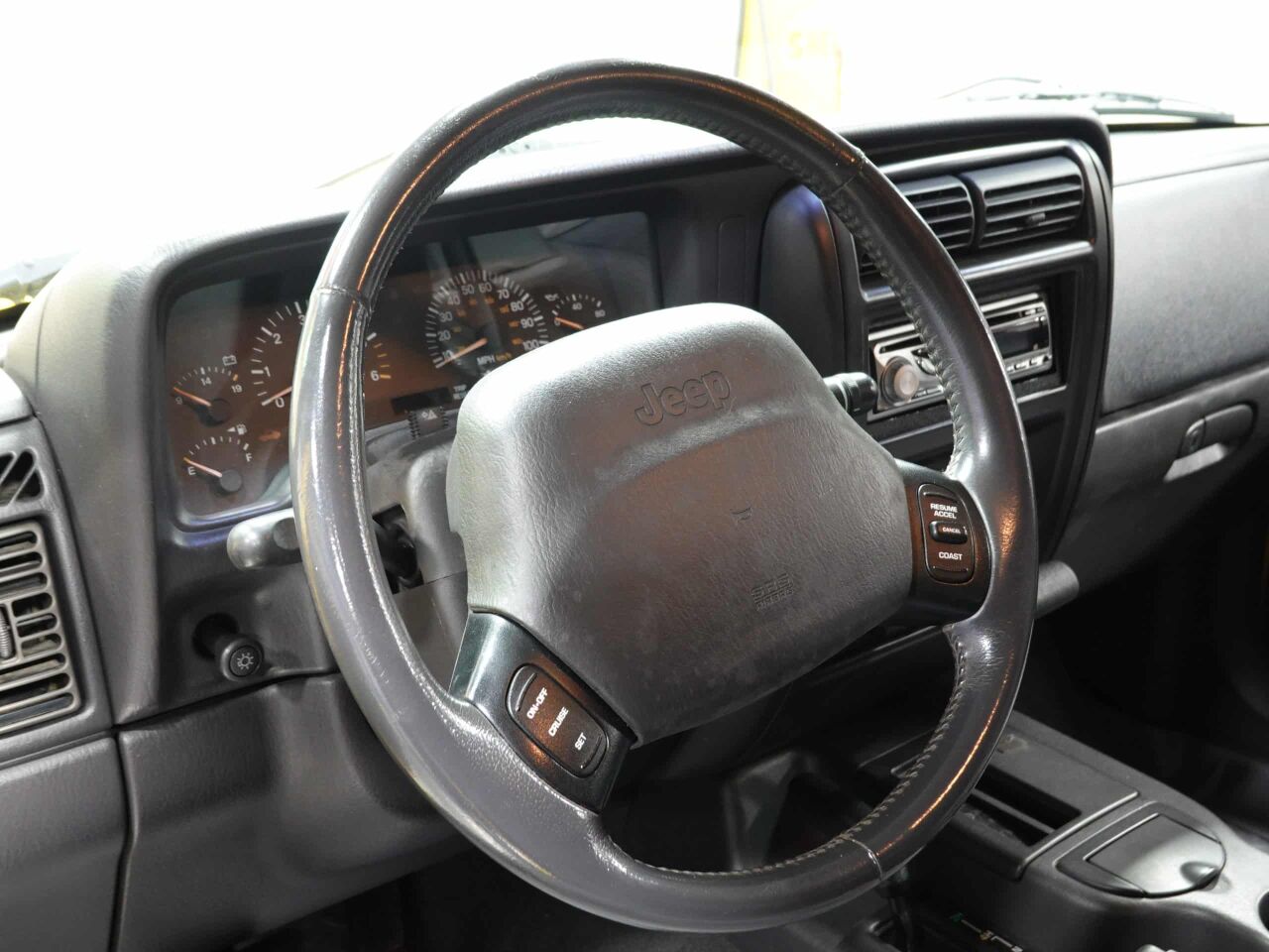 2001 Jeep Cherokee 15