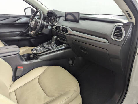 2022 Mazda CX-9 Touring Plus