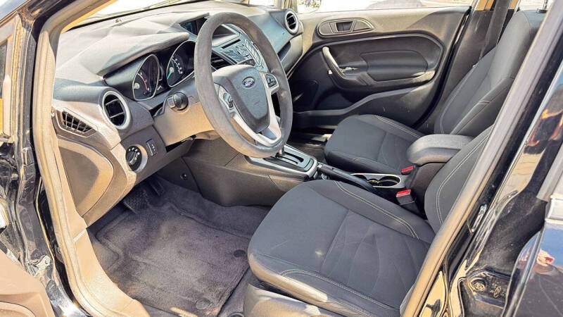 2017 Ford Fiesta SE