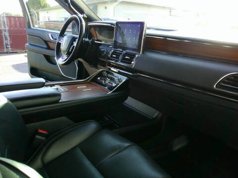 2018 Lincoln Navigator Select