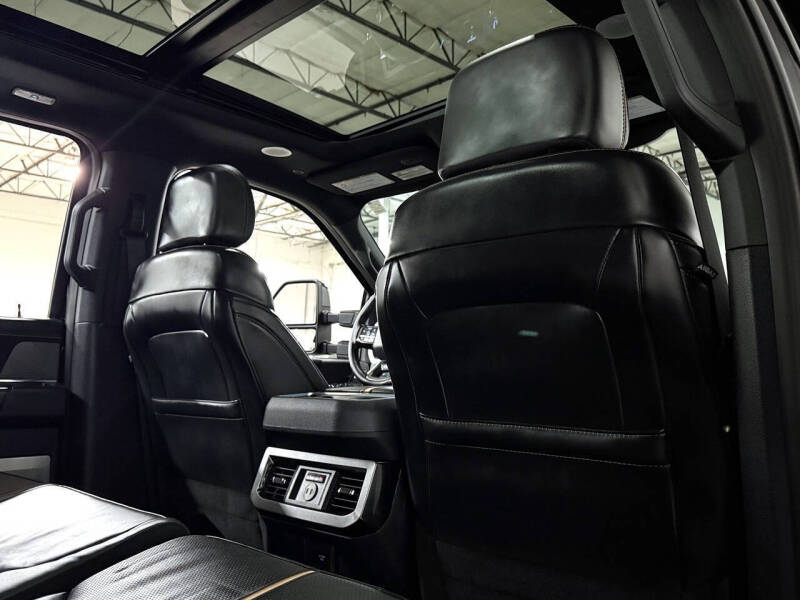 2024 Ford F-350 Super Duty Platinum