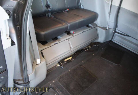 2013 Toyota Sienna SE 8-Passenger