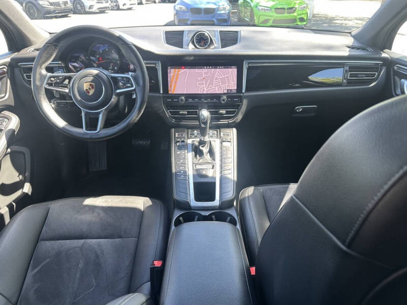 2020 Porsche Macan