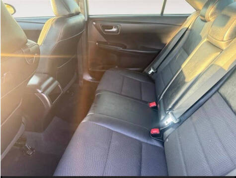 2017 Toyota Camry SE