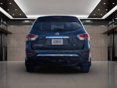 2013 Nissan Pathfinder Platinum