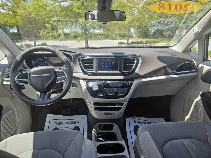 2018 Chrysler Pacifica L