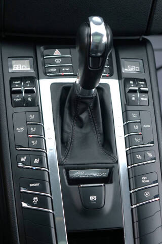 2016 Porsche Macan S