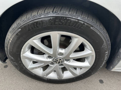 2011 Volkswagen Jetta SE