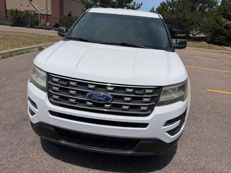 2016 Ford Explorer