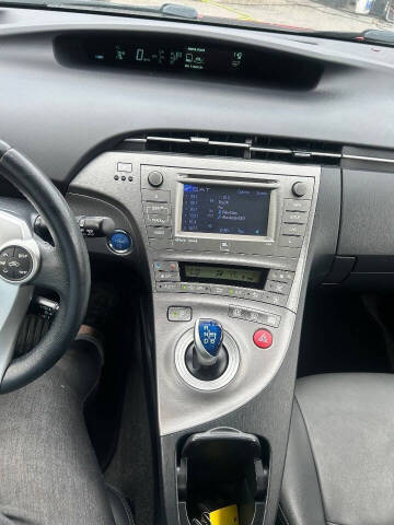 2015 Toyota Prius Four