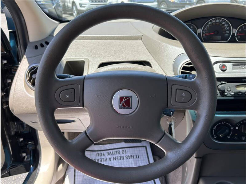 2005 Saturn Ion 2