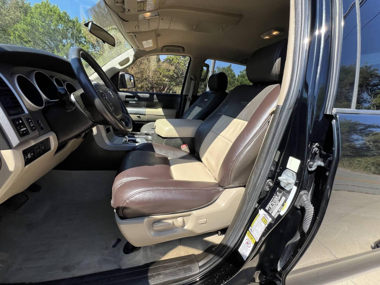 Used Car 2010 Toyota Tundra  Grade 4x4 4dr Crewmax Cab Pickup Sb (5.7l V8 Ffv) For Sale Under $20,000 In Austin, Texas