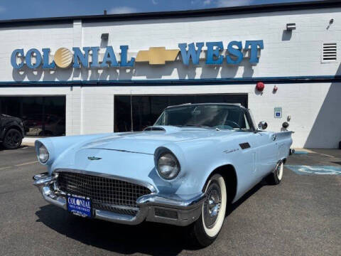 1957 Ford Thunderbird