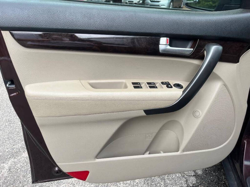 2014 Kia Sorento LX