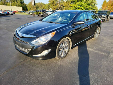 2015 Hyundai Sonata Hybrid for sale at Cruisin' Auto Sales in Madison IN