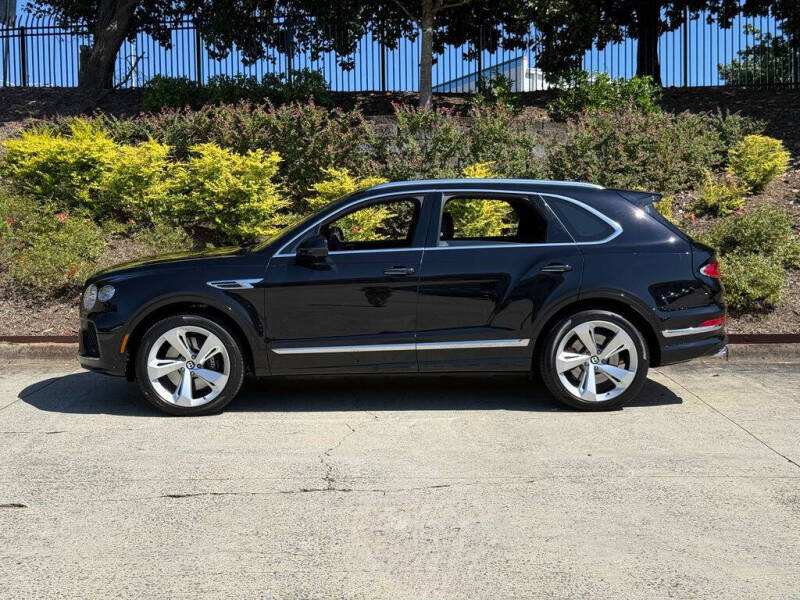 2024 Bentley Bentayga V8