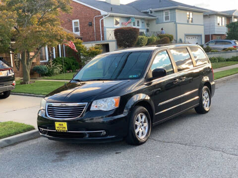 2012 Chrysler Town and Country for sale at Reis Motors LLC in Lawrence NY