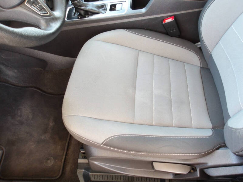 2019 Ford Escape S