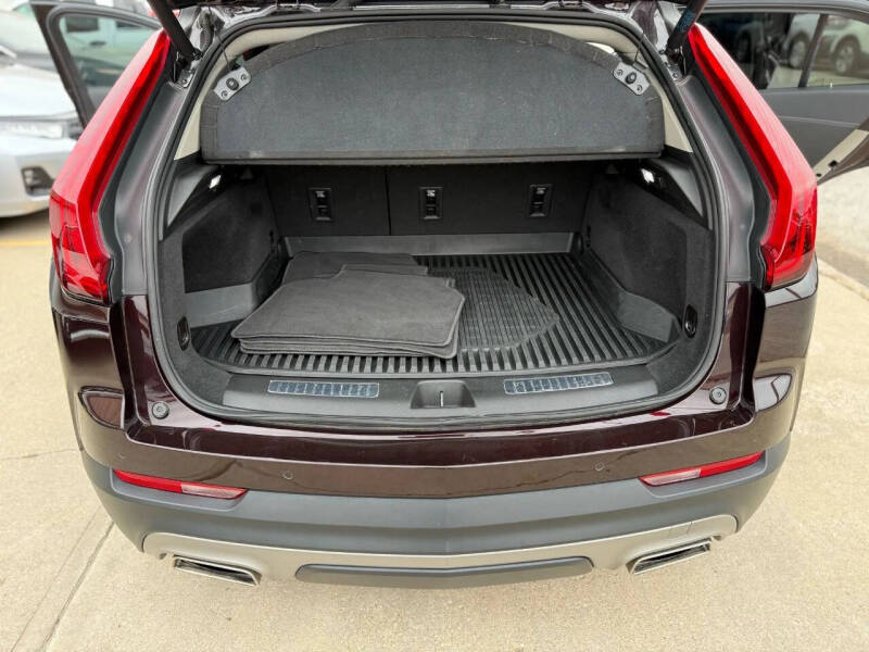 2021 Cadillac XT4 Premium Luxury