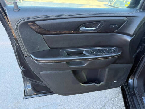 2016 GMC Acadia Denali