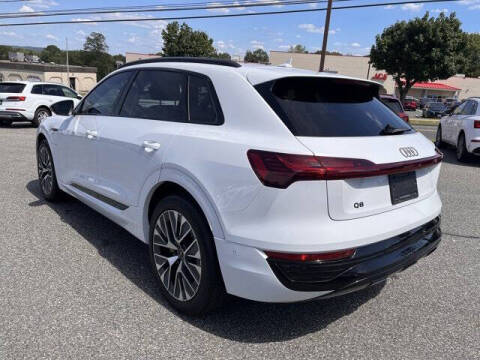 2024 Audi Q8 e-tron quattro Prestige