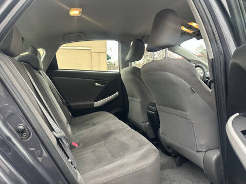 2013 Toyota Prius Three