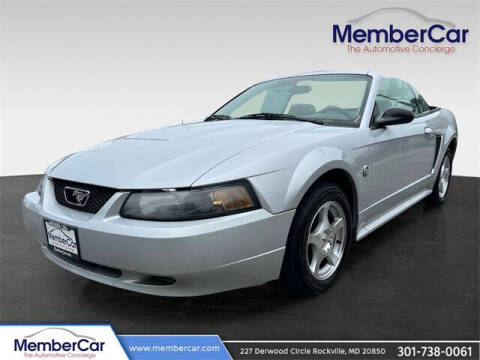 2004 Ford Mustang Deluxe