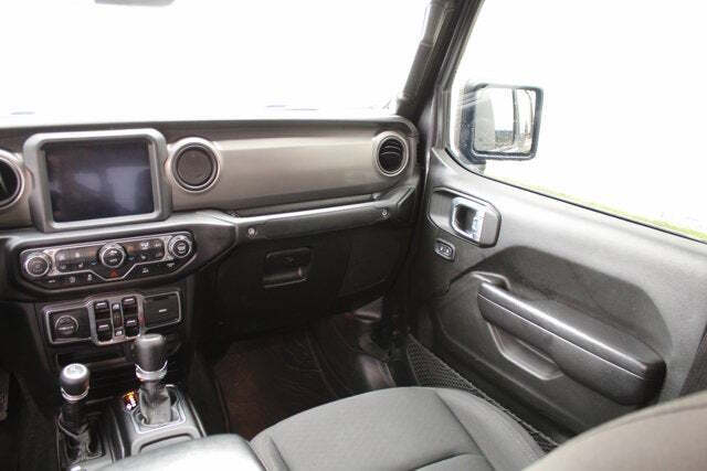 2022 Jeep Gladiator Willys