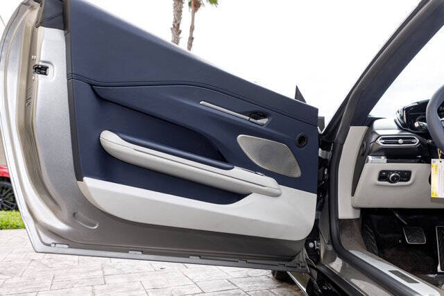 2026 Aston Martin Vantage Roadster