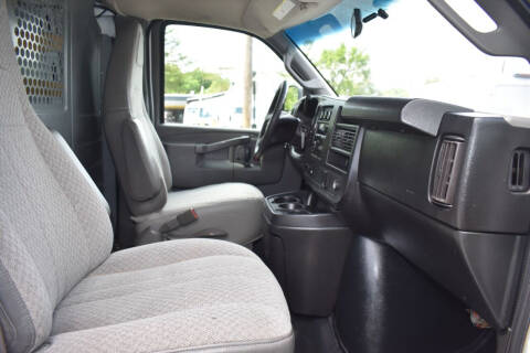 2017 GMC Savana 2500