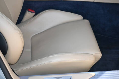 2005 Aston Martin DB9 Volante