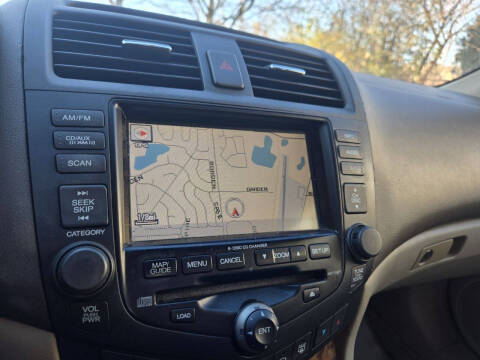 2005 Honda Accord Hybrid w/Navi