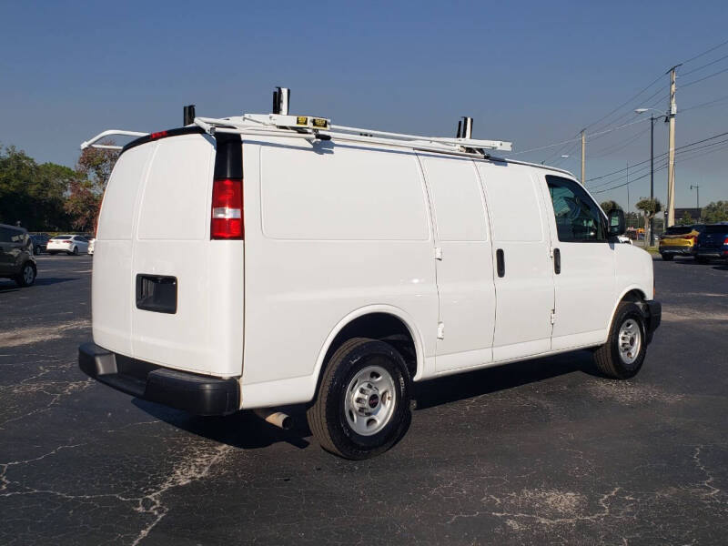 2024 GMC Savana 2500