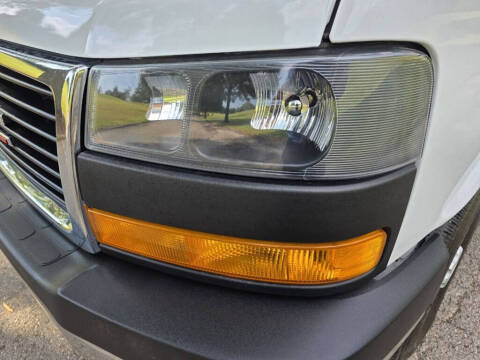 2023 GMC Savana 2500