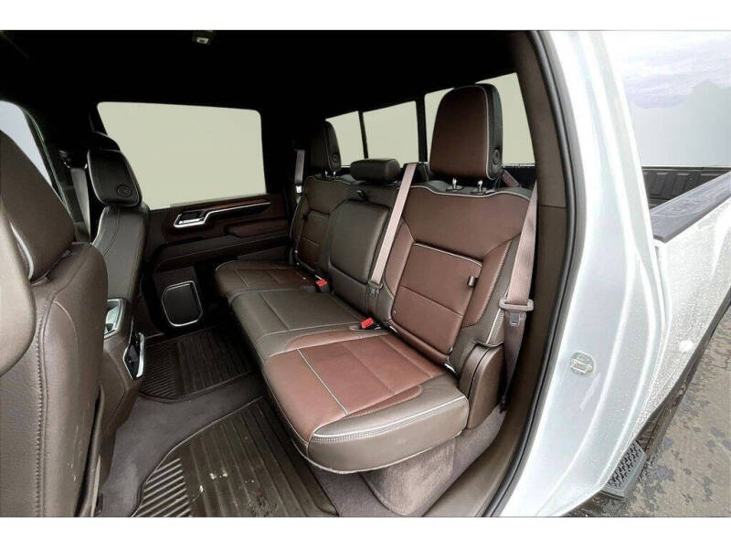 2025 GMC Sierra 3500HD