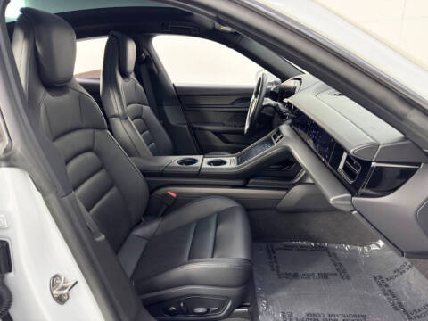 2022 Porsche Taycan 4S