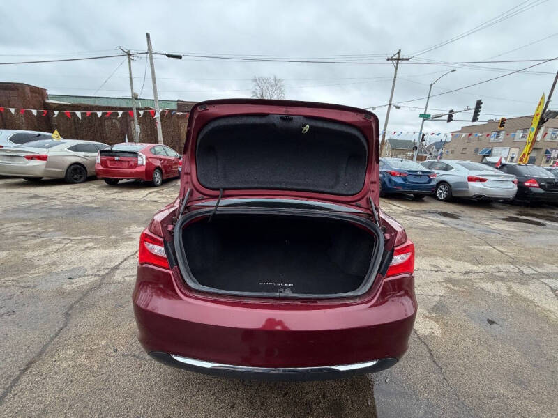 2012 Chrysler 200 Touring