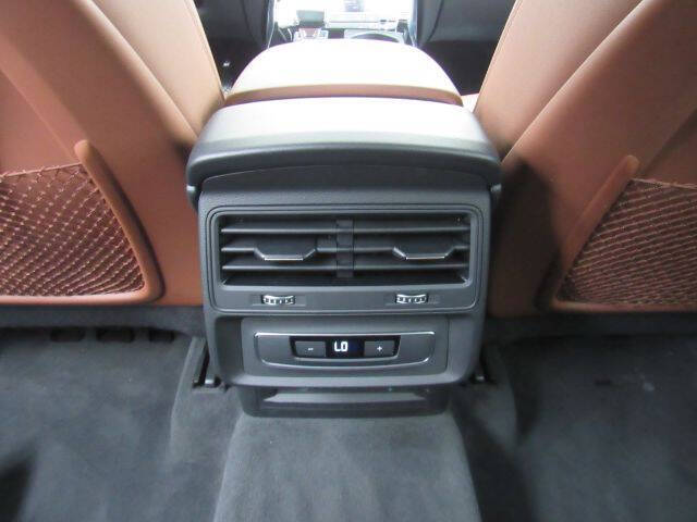 2022 Audi Q8 quattro Premium 55 TFSI