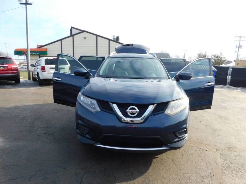 2016 Nissan Rogue SV