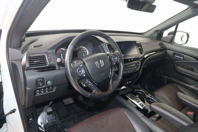 2022 Honda Ridgeline Black Edition