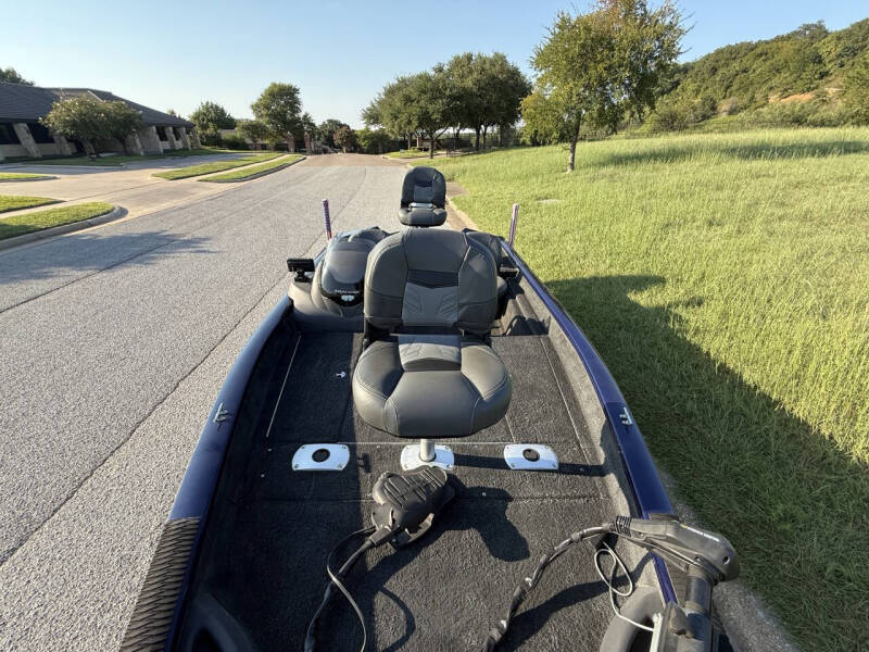 2019 Tracker Pro Team 175 TF