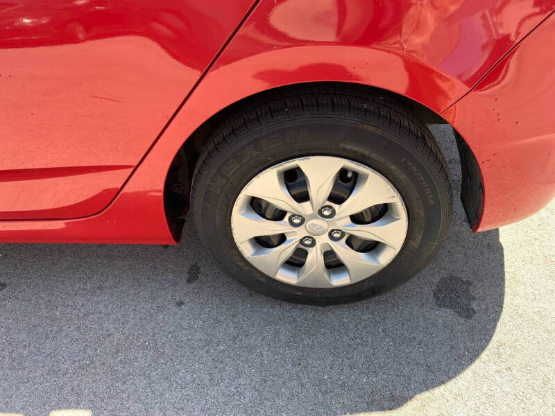 2016 Hyundai Accent SE